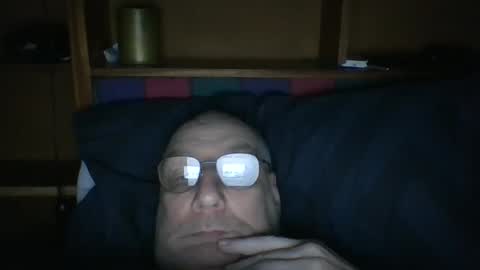 Snapshot of tebb61 chatting on April 2026 09:46:02 AM Mark online show from April 2026 09:46:02 AM