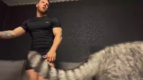 Andy Psy online show from December 2025 06:20:02 AM