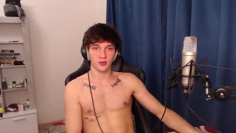 Teddy online show from December 2024 10:13:01 PM