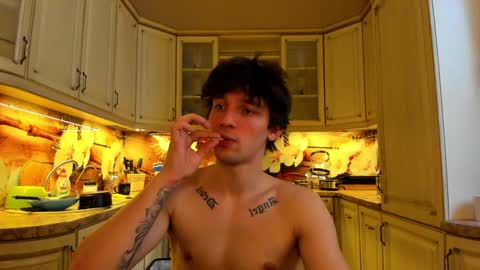 Teddy online show from January 2025 10:38:01 AM