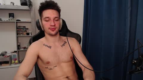 Teddy online show from February 2025 06:24:02 PM