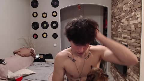 Teddy online show from December 2025 07:57:02 AM