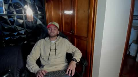 Snapshot of teddyelbellaquito chatting on February 2026 02:32:01 AM Teddy online show from February 2026 02:32:01 AM