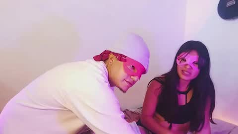 Shelovesthemask online show from November 2025 05:03:01 PM