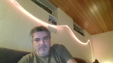 Peter online show from February 2025 02:17:02 AM