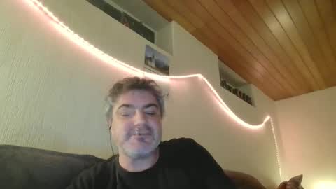 Peter online show from February 2025 01:20:01 AM