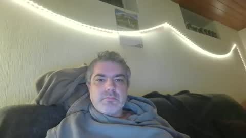 Peter online show from October 2025 03:47:02 AM