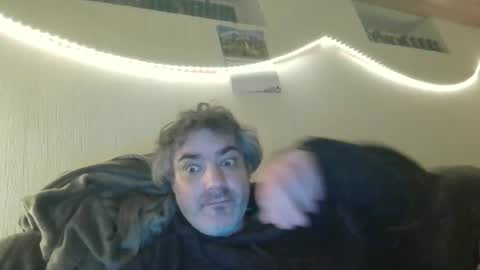 Peter online show from February 2026 12:09:01 AM