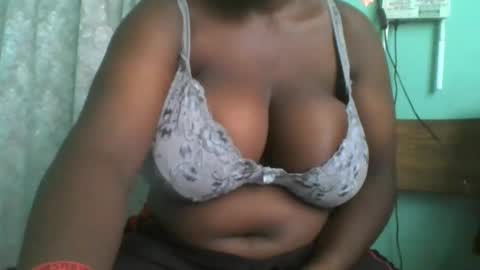 teezzy33 online show from February 2026 05:48:02 AM