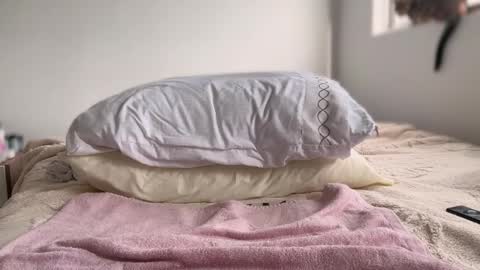 Amy No penetration Virgiin giirl online show from November 2025 01:54:02 PM