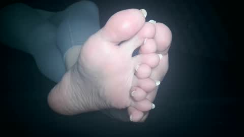 Viv West online show from October 2025 03:35:01 AM