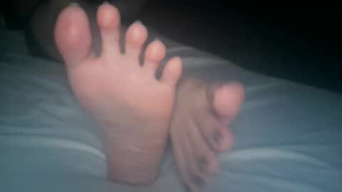 Viv West online show from November 2025 03:05:01 AM