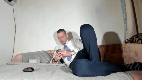 Virg Lszl online show from February 2026 12:23:02 PM