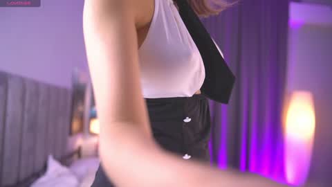 Tella online show from September 2025 09:14:01 AM