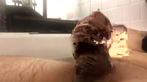 Snapshot of tellmewututhink chatting on February 2025 04:04:01 AM tellmewututhink online show from February 2025 04:04:01 AM