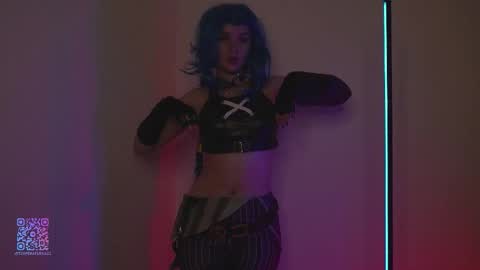 Sarah     online show from September 2025 06:09:01 PM