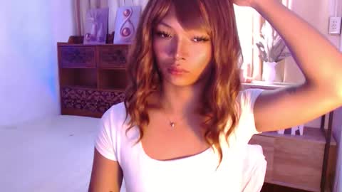 Snapshot of temptation_ashley chatting on May 2026 09:16:02 AM temptation_ashley online show from May 2026 09:16:02 AM