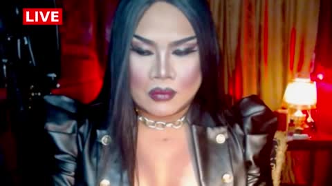 Snapshot of temptress_cocoxxx chatting on April 2026 06:50:01 PM Mistress Coco online show from April 2026 06:50:01 PM