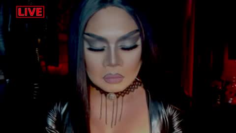 Snapshot of temptress_cocoxxx chatting on June 2026 01:50:02 AM Mistress Coco online show from June 2026 01:50:02 AM