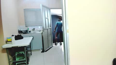 Snapshot of temptressqeen chatting on January 2026 04:14:01 AM temptressqeen online show from January 2026 04:14:01 AM