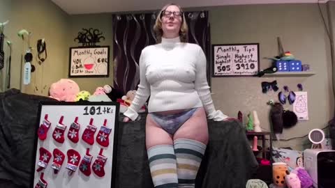 Pixie and Tentacle Overlord online show from December 2024 11:21:01 PM