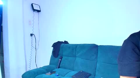 Snapshot of tender_dust chatting on February 2025 04:07:02 AM tender_dust online show from February 2025 04:07:02 AM