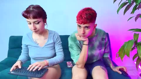 Snapshot of tender_dust chatting on March 2025 09:04:02 PM tender_dust online show from March 2025 09:04:02 PM