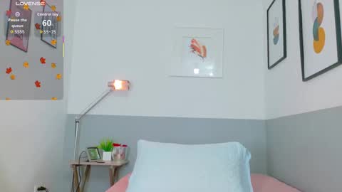 Tatiana online show from October 2025 12:25:01 PM