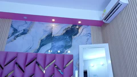 Tatiana online show from November 2025 12:28:02 PM