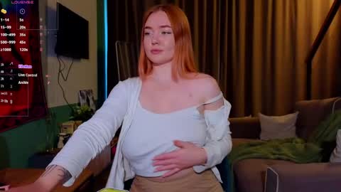 inst r0seamber0 online show from May 2026 07:35:02 AM