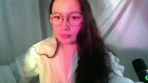 tendre_amelia online show from April 2026 06:19:01 AM