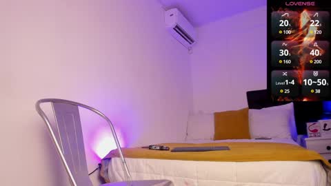 Snapshot of teoferrer chatting on February 2025 08:10:01 PM Teo Ferrer online show from February 2025 08:10:01 PM