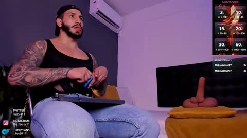 Snapshot of teoferrer chatting on September 2025 08:41:01 PM Teo Ferrer online show from September 2025 08:41:01 PM