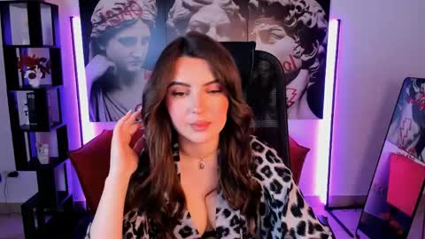 teona online show from May 2026 06:32:03 AM