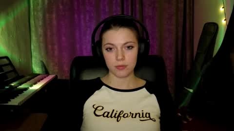 Anny Simpson online show from March 2026 08:13:02 PM