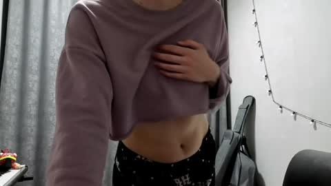 Anny Simpson online show from April 2026 09:16:01 PM
