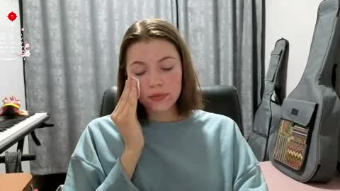 Anny Simpson online show from May 2026 08:28:01 PM