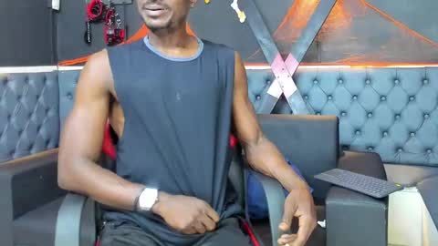 Snapshot of terranze_z chatting on October 2025 08:37:02 PM terranze_z online show from October 2025 08:37:02 PM