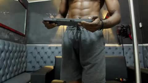 terranze_z online show from March 2026 02:04:02 AM