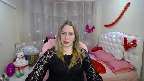 Snapshot of tessadaybreak chatting on March 2025 05:50:01 PM tessadaybreak online show from March 2025 05:50:01 PM