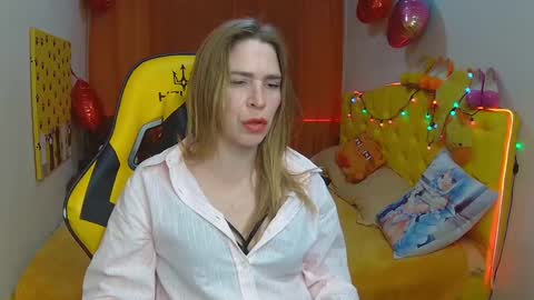 Snapshot of tessadaybreak chatting on March 2025 10:54:02 AM tessadaybreak online show from March 2025 10:54:02 AM