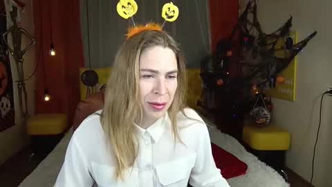 Snapshot of tessadaybreak chatting on October 2025 06:58:02 AM tessadaybreak online show from October 2025 06:58:02 AM