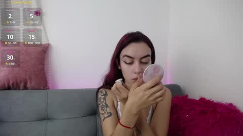 Tessa foxie      online show from May 2026 11:16:02 AM