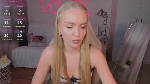 TessaHamilton online show from February 2026 10:26:02 AM