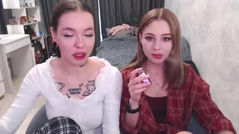 Tessa online show from September 2025 09:54:02 AM