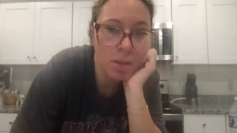 Daphne Summers online show from October 2025 01:30:01 PM