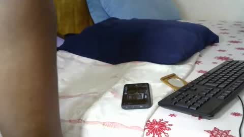 Tyennah online show from October 2025 10:02:02 AM