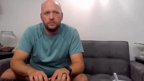 ThicThighsBlueEyes online show from September 2025 07:30:01 AM