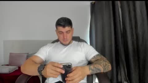 teylor creed online show from November 2025 07:19:02 PM