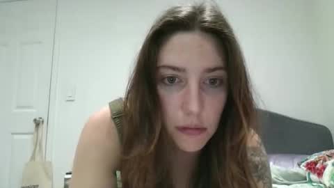 Tessa online show from March 2026 02:58:01 AM